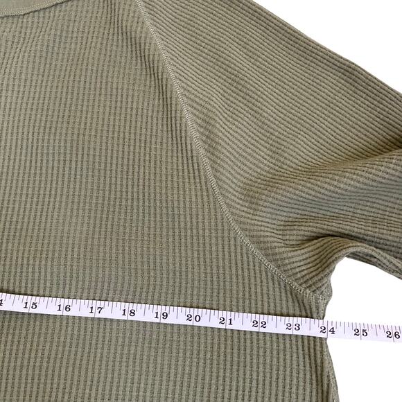 Free People Sz S Olive Green Waffle Knit Thermal Top Oversized Split Back Cozy - Picture 8 of 16
